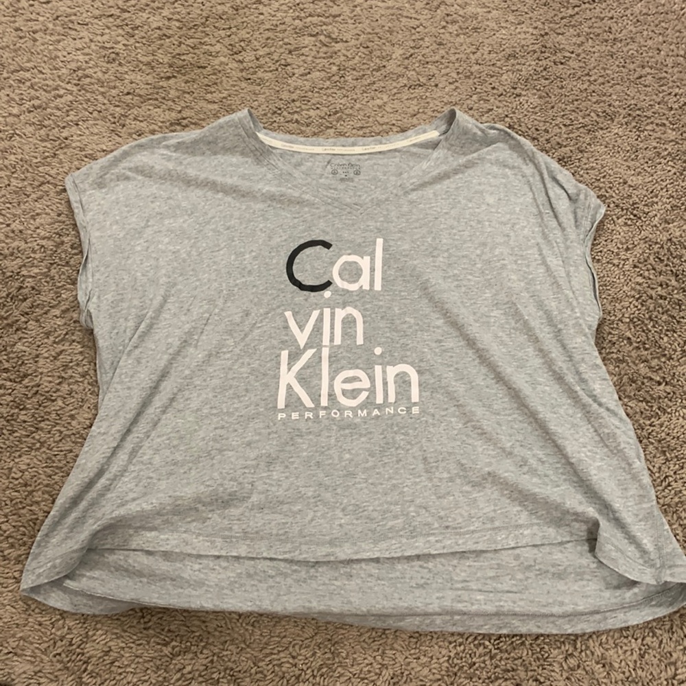 Calvin Klein T-shirt